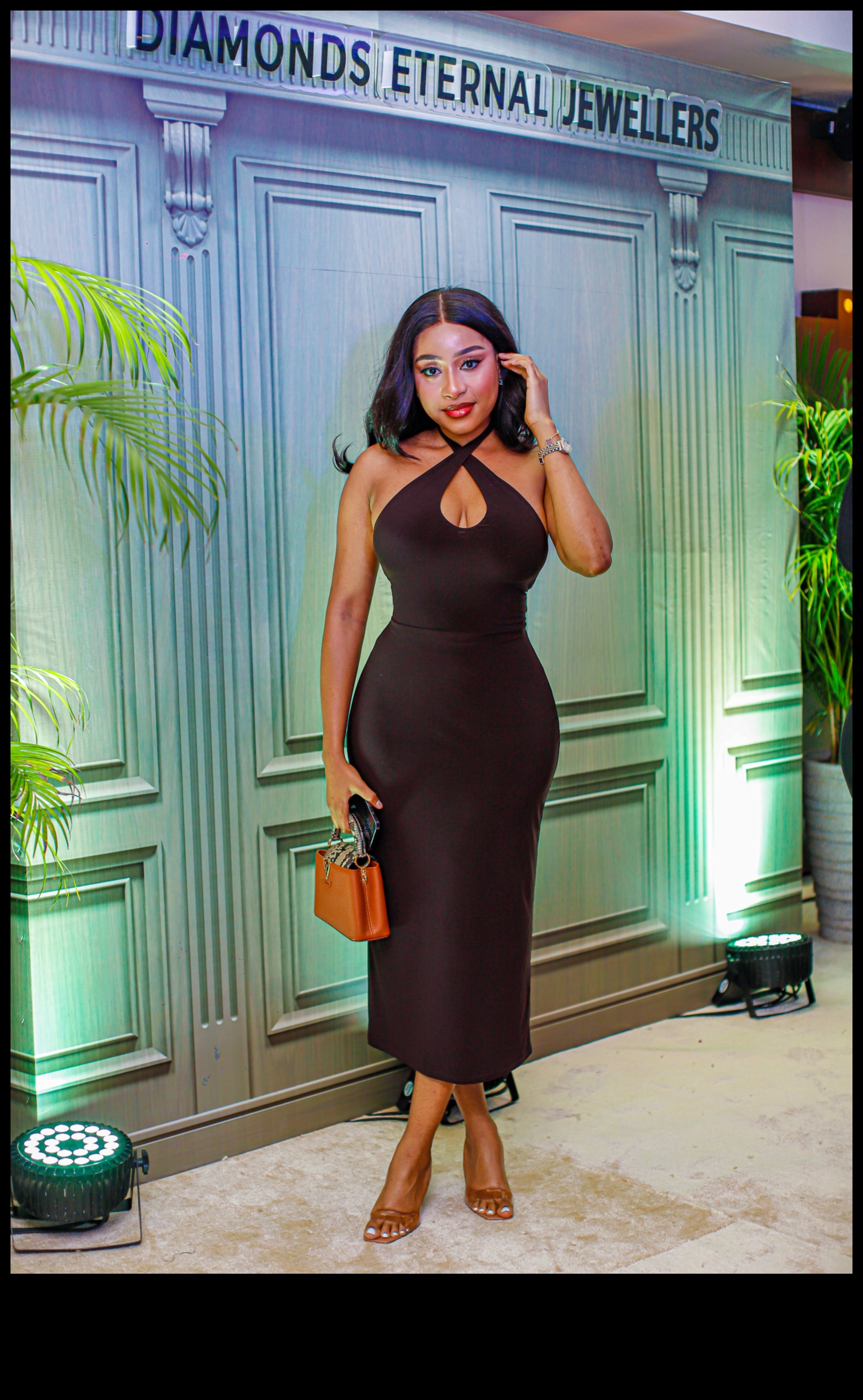 Extravaganță de eleganță fără efort: trăiește luxos în modă la modă