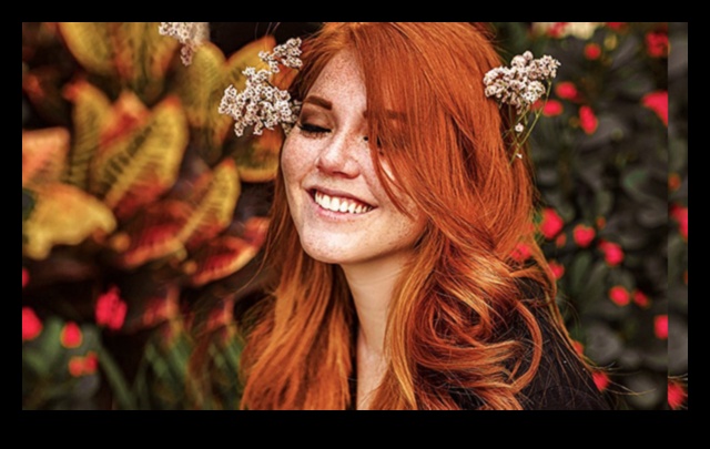 Bucle de cupru și stiluri elegante: stăpânirea texturii părului roșu și castaniu