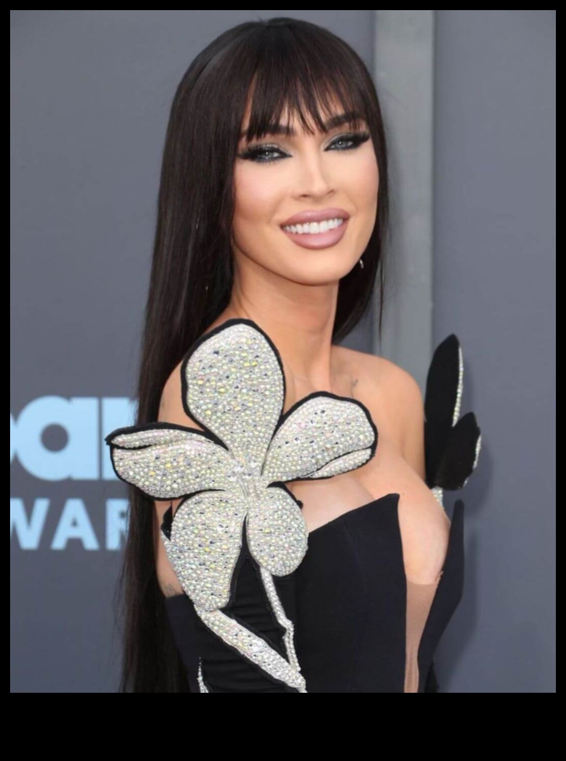 Sleek Perfection Un ghid pentru cele mai recente coafuri drepte 2 Perfecțiune elegantă: navigarea celor mai recente tendințe în coafuri drepte