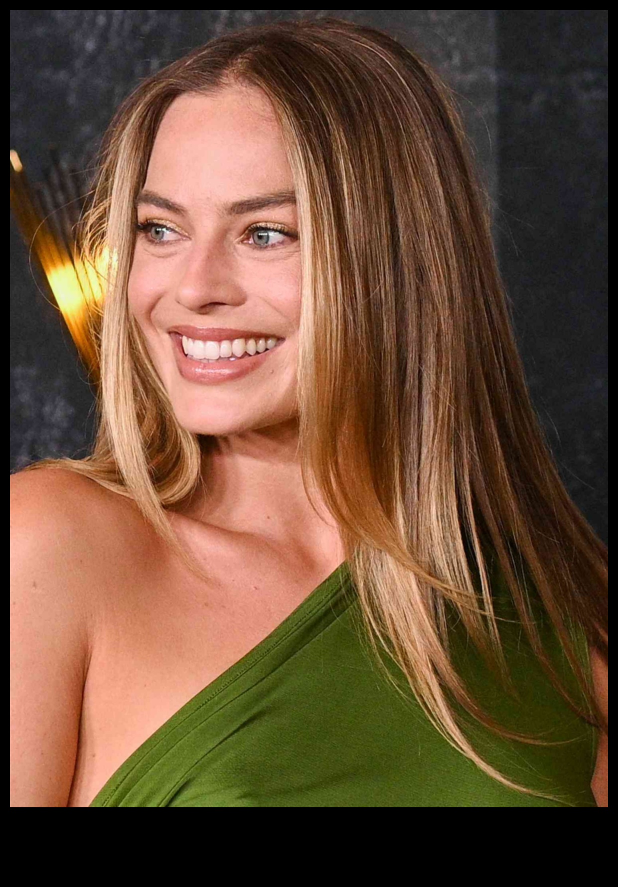 Sleek Perfection Un ghid pentru cele mai recente coafuri drepte 3 Perfecțiune elegantă: navigarea celor mai recente tendințe în coafuri drepte