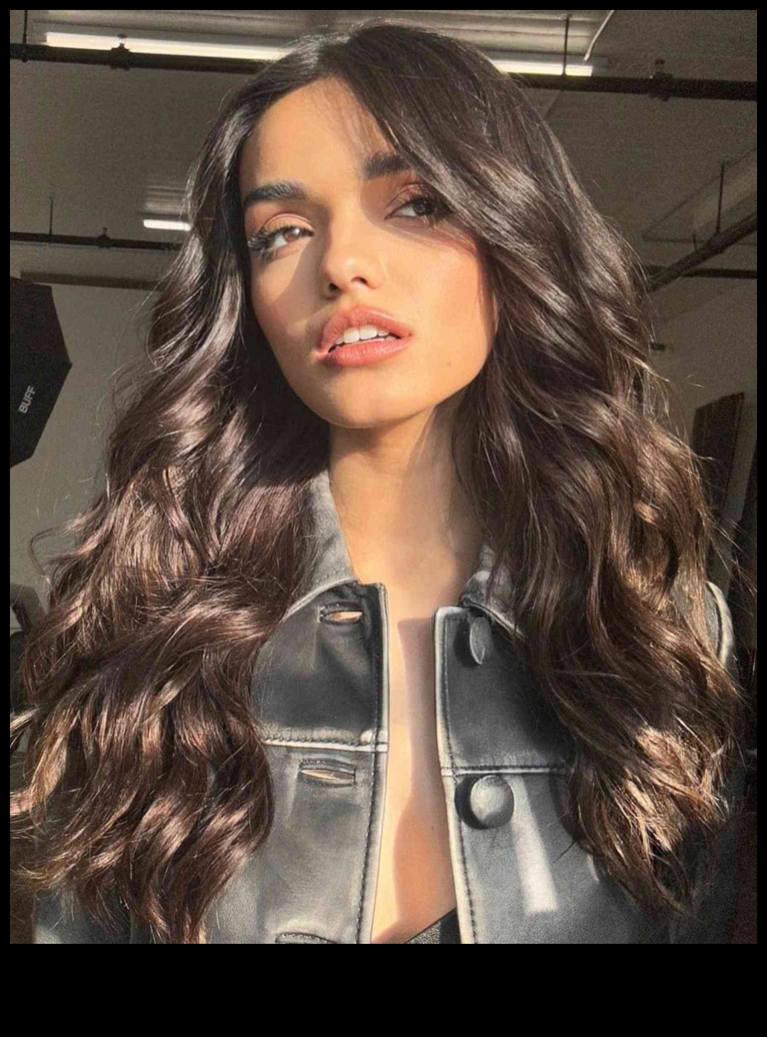 Coafuri brune cu eleganță fără efort pentru un aspect atemporal 5 Eleganță fără efort: coafuri brunetă pentru un aspect atemporal