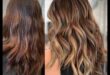 Brunette Balayage Bliss: Stăpânirea artei luminilor sărutate de soare
