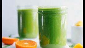 Citrus Zing: Infuzați-vă smoothie-urile verzi cu zeama de citrice