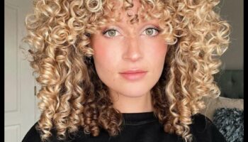 De la bucle la stiluri elegante: adaptarea părului blond la diferite texturi